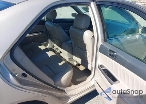 2005 Toyota Camry Se V6 z USA, uszkodzony, nr VIN 4T1BA32K55U056663